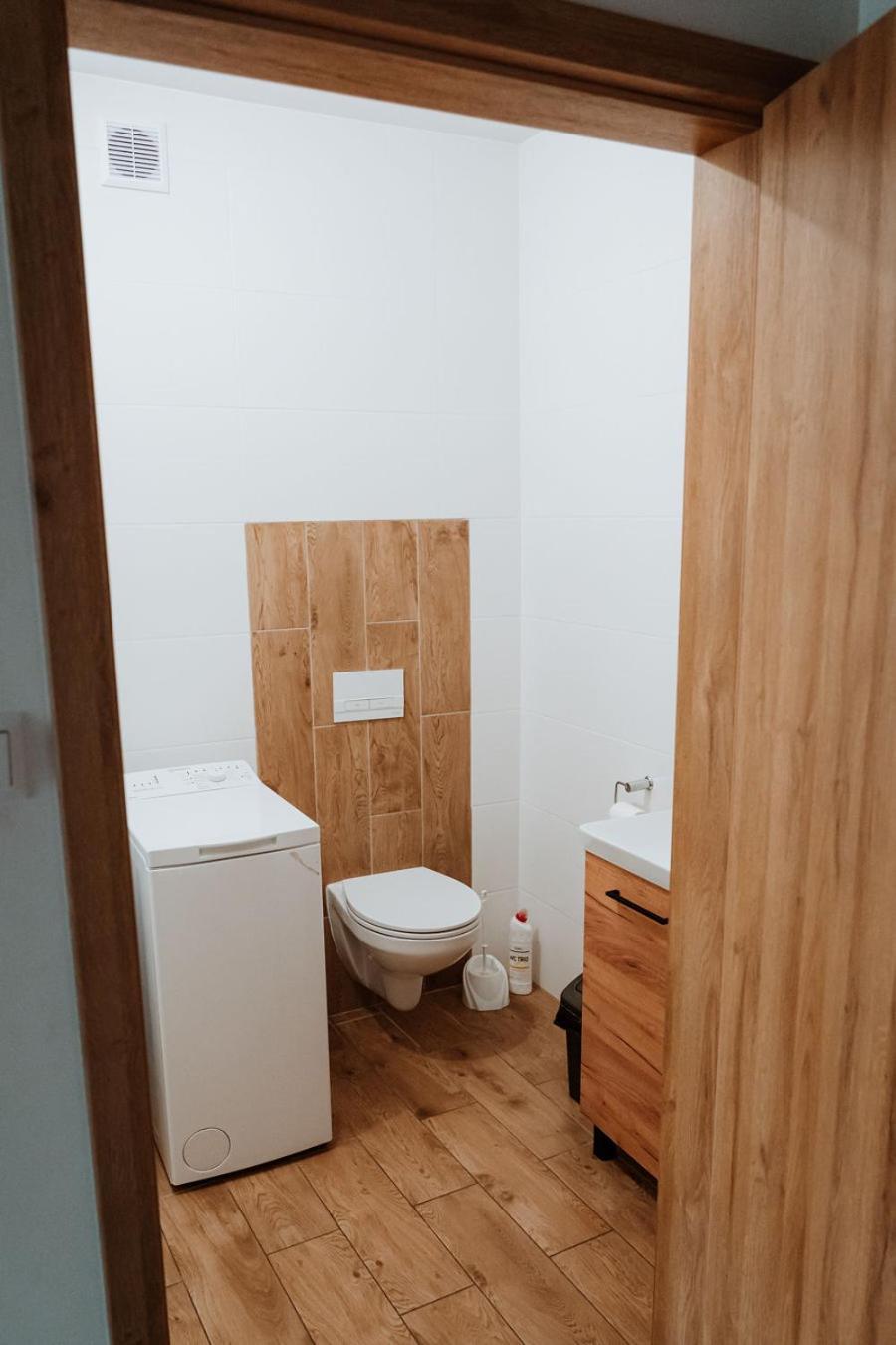 Noclegi Przy Stacji Nowy Dwor Mazowiecki Bagian luar foto